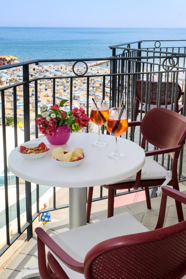 Hotel Manila Lido di Jesolo Ngoại thất bức ảnh
