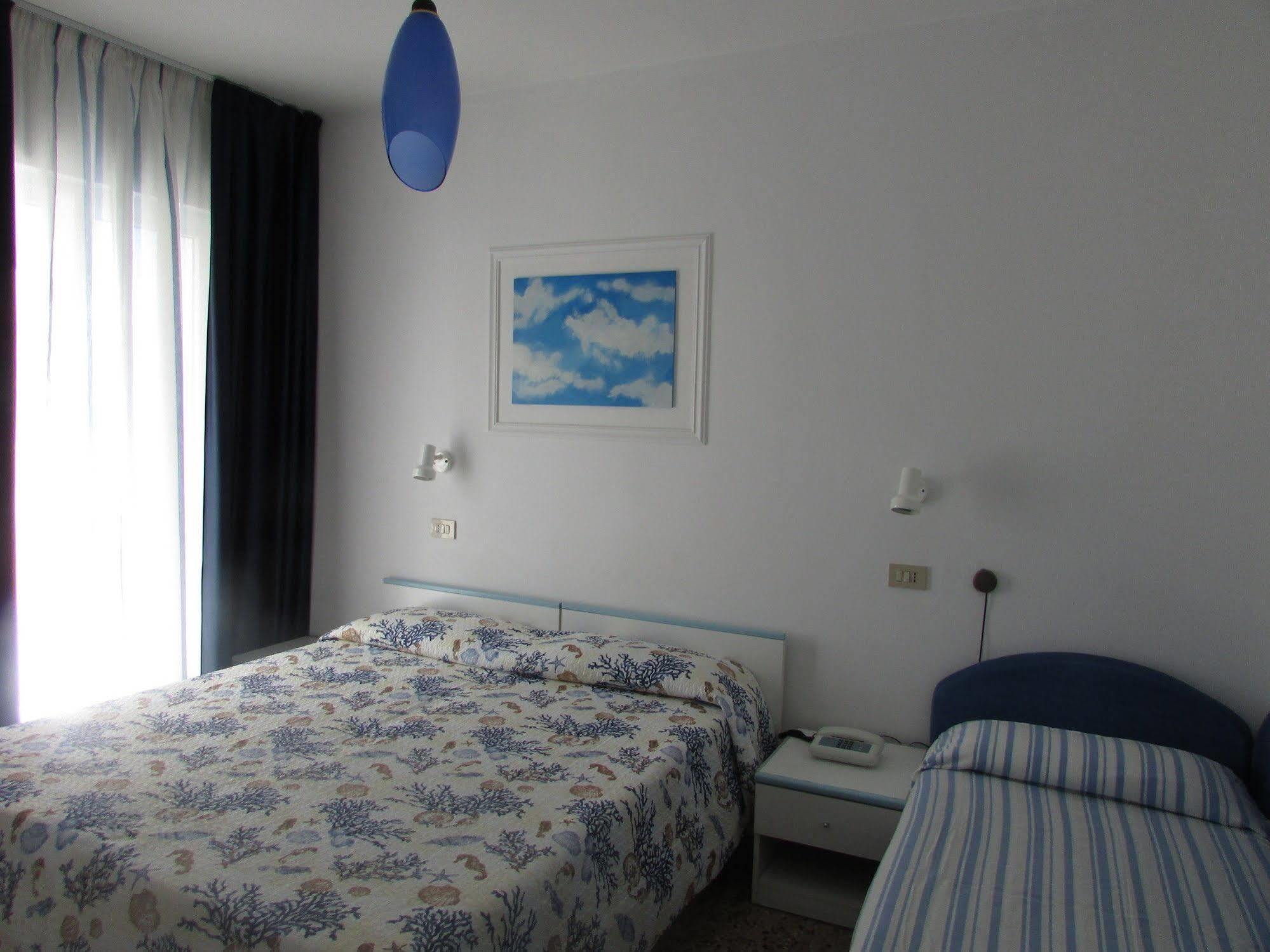Hotel Manila Lido di Jesolo Ngoại thất bức ảnh
