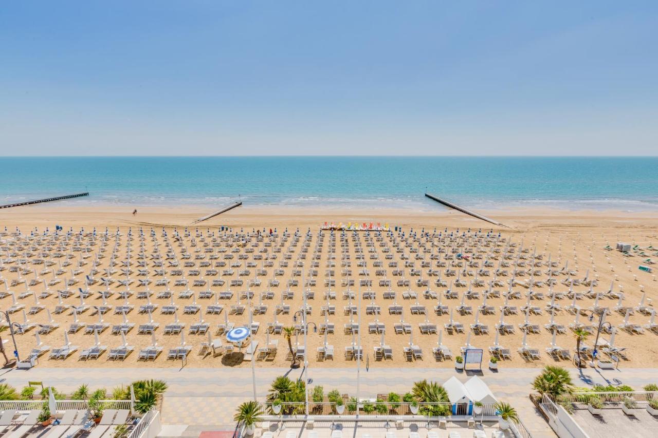 Hotel Manila Lido di Jesolo Ngoại thất bức ảnh